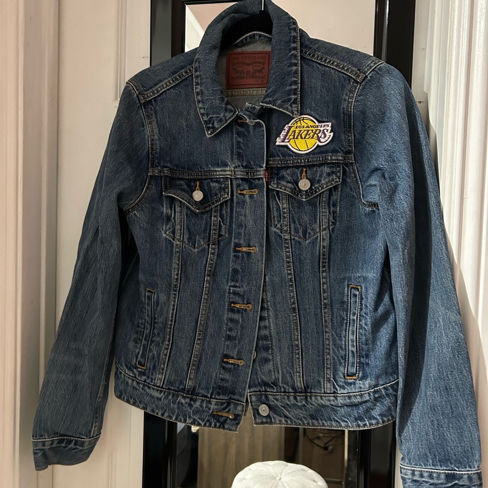 Lakers denim Levi’s jacket